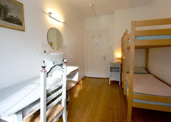 Youth Hostel Leissigen